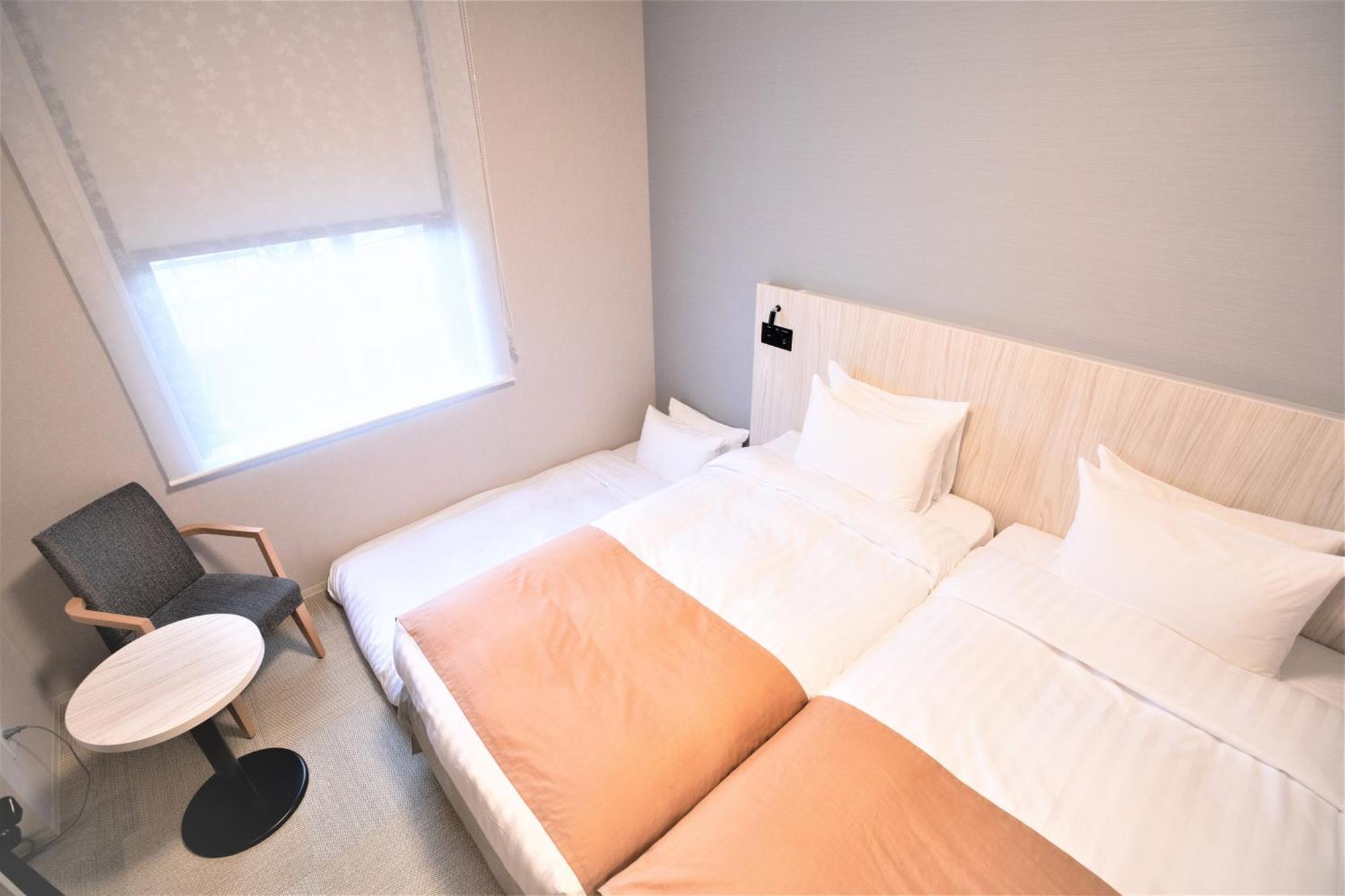 Hiyori Hotel Osaka Namba Station Екстер'єр фото